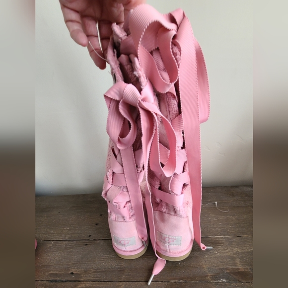 UGG Heirloom Lace Up Knit Boots 1000693 US Size 7 PINK - Picture 8 of 16